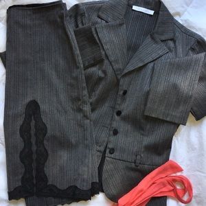 Sophisticated 2 piece suit set (blazer/skirt).